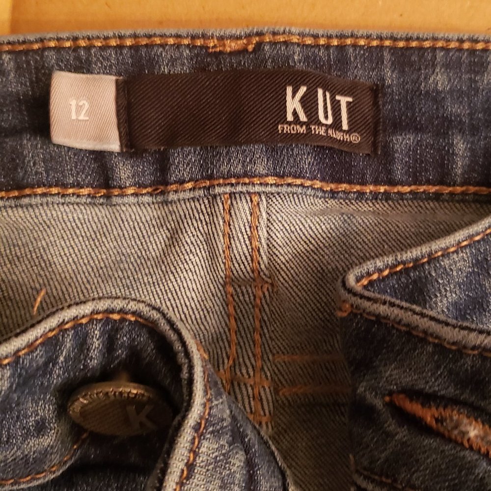 Petite blue jeans